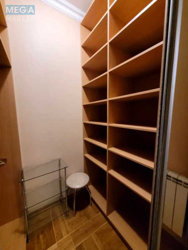 Оренда дома, <a class="location-link" href="/kiev/" title="Недвижимость Київ">Київ</a>, <a class="location-link" href="/kiev/solomenskij/" title="Недвижимость Солом'янський район">Солом'янський р-н</a>, Патріотів вул. (изображение 7)