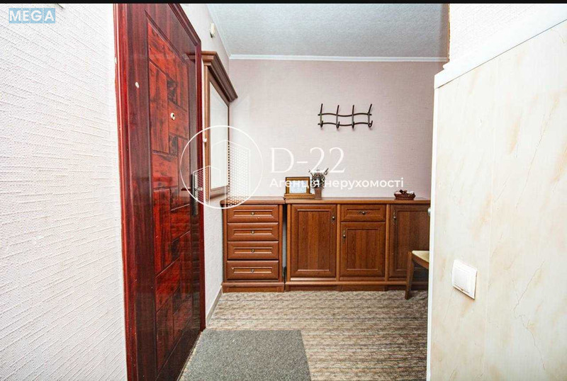 Продаж 3 кімнатної квартири (106/52/29), 1 пов. 5 пов. будинку, <a class="location-link" href="/kiev/" title="Недвижимость Київ">Київ</a>, <a class="location-link" href="/kiev/goloseevskij/" title="Недвижимость Голосіївський район">Голосіївський р-н</a>, Науки просп., 86 (изображение 24)