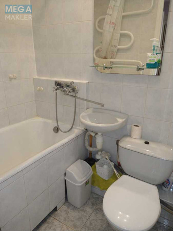 Оренда 1 кімнатної квартири, <a class="location-link" href="/kiev/" title="Недвижимость Київ">Київ</a>, <a class="location-link" href="/kiev/desnyanskij/" title="Недвижимость Деснянський район">Деснянський р-н</a>, Милютенко ул. (изображение 19)