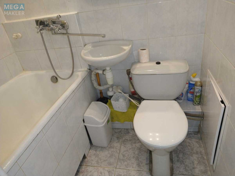 Оренда 1 кімнатної квартири, <a class="location-link" href="/kiev/" title="Недвижимость Київ">Київ</a>, <a class="location-link" href="/kiev/desnyanskij/" title="Недвижимость Деснянський район">Деснянський р-н</a>, Милютенко ул. (изображение 20)