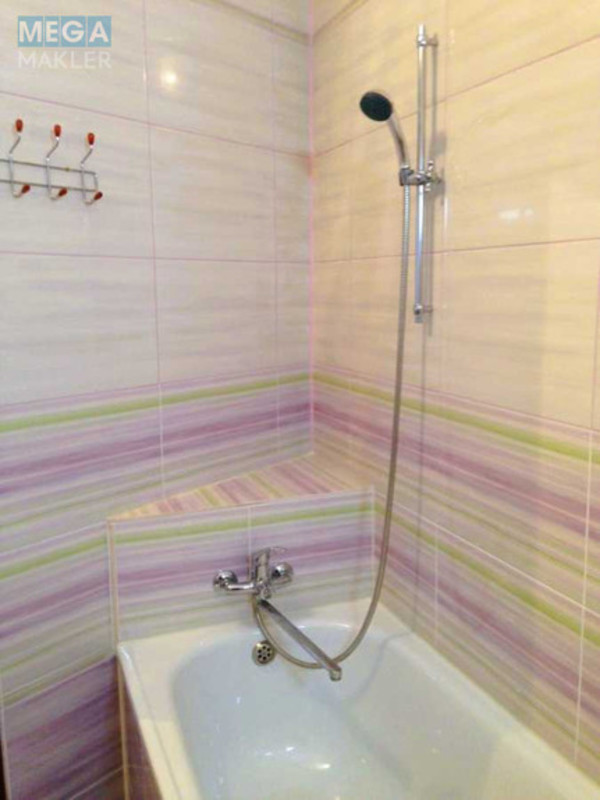 Продаж 1 кімнатної квартири (33/15/5), 24 пов. 24 пов. будинку, <a class="location-link" href="/kiev/" title="Недвижимость Київ">Київ</a>, <a class="location-link" href="/kiev/goloseevskij/" title="Недвижимость Голосіївський район">Голосіївський р-н</a>, Маршала Конєва вул., 5Г (изображение 8)