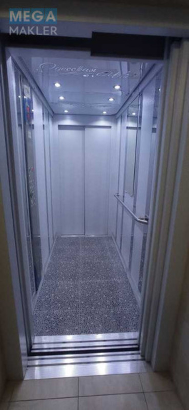 Оренда 1 кімнатної квартири, <a class="location-link" href="/odessa/" title="Недвижимость Одеса">Одеса</a>, <a class="location-link" href="/odessa/suvorovskij/" title="Недвижимость Суворовський район">Суворовський р-н</a>, Сахарова, 5 (изображение 6)