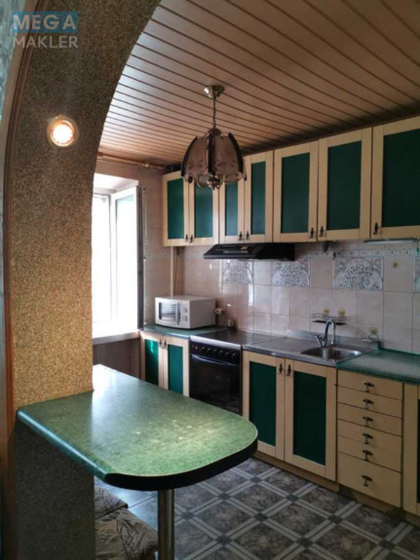 Оренда 2 кімнатної квартири, <a class="location-link" href="/kiev/" title="Недвижимость Київ">Київ</a>, <a class="location-link" href="/kiev/solomenskij/" title="Недвижимость Солом'янський район">Солом'янський р-н</a>, Кудряшова вул., 5 (изображение 2)