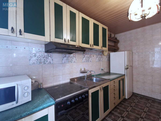 Оренда 2 кімнатної квартири, <a class="location-link" href="/kiev/" title="Недвижимость Київ">Київ</a>, <a class="location-link" href="/kiev/solomenskij/" title="Недвижимость Солом'янський район">Солом'янський р-н</a>, Кудряшова вул., 5 (изображение 3)