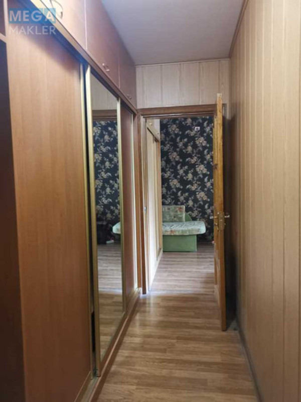 Оренда 2 кімнатної квартири, <a class="location-link" href="/kiev/" title="Недвижимость Київ">Київ</a>, <a class="location-link" href="/kiev/solomenskij/" title="Недвижимость Солом'янський район">Солом'янський р-н</a>, Кудряшова вул., 5 (изображение 9)