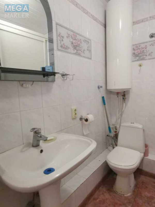 Оренда 2 кімнатної квартири, <a class="location-link" href="/kiev/" title="Недвижимость Київ">Київ</a>, <a class="location-link" href="/kiev/solomenskij/" title="Недвижимость Солом'янський район">Солом'янський р-н</a>, Кудряшова вул., 5 (изображение 15)