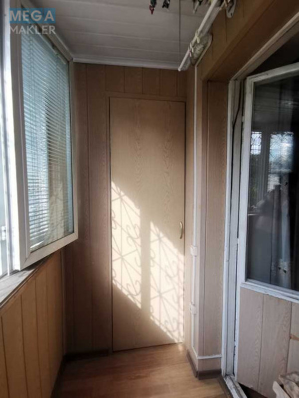 Оренда 2 кімнатної квартири, <a class="location-link" href="/kiev/" title="Недвижимость Київ">Київ</a>, <a class="location-link" href="/kiev/solomenskij/" title="Недвижимость Солом'янський район">Солом'янський р-н</a>, Кудряшова вул., 5 (изображение 18)