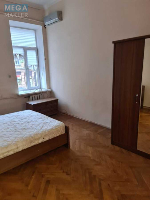 Оренда 5 кімнатної квартири, <a class="location-link" href="/odessa/" title="Недвижимость Одеса">Одеса</a>, <a class="location-link" href="/odessa/primorskij/" title="Недвижимость Приморський район">Приморський р-н</a>, Новосельского, 55 (изображение 7)