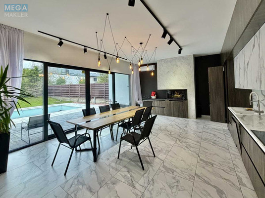 Продаж дома, 2&nbsp;поверху, 291&nbsp;кв.м, 6&nbsp;кімнат, ділянка 10&nbsp;соток, <a class="location-link" href="/petropavlovskaya-borshagovka/" title="Недвижимость Петропавлівська Борщагівка">Петропавлівська Борщагівка</a>, Княгини Ольги, 14 (изображение 13)