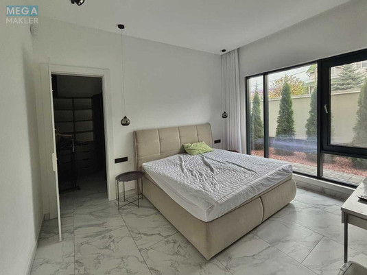 Продаж дома, 2&nbsp;поверху, 291&nbsp;кв.м, 6&nbsp;кімнат, ділянка 10&nbsp;соток, <a class="location-link" href="/petropavlovskaya-borshagovka/" title="Недвижимость Петропавлівська Борщагівка">Петропавлівська Борщагівка</a>, Княгини Ольги, 14 (изображение 18)