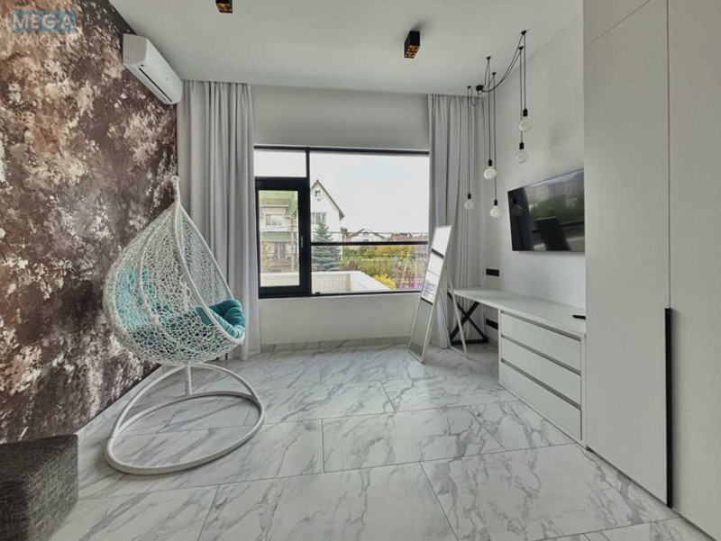 Продаж дома, 2&nbsp;поверху, 291&nbsp;кв.м, 6&nbsp;кімнат, ділянка 10&nbsp;соток, <a class="location-link" href="/petropavlovskaya-borshagovka/" title="Недвижимость Петропавлівська Борщагівка">Петропавлівська Борщагівка</a>, Княгини Ольги, 14 (изображение 22)