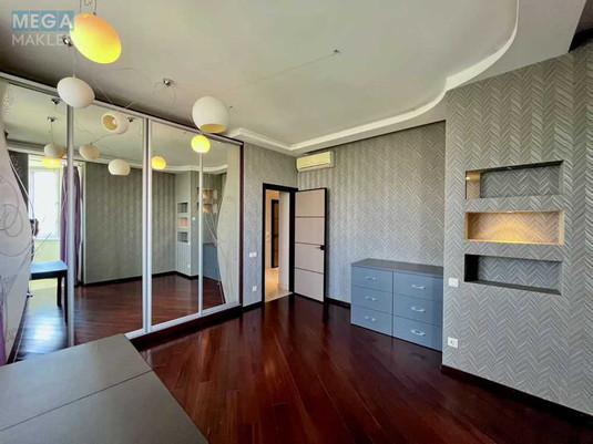 Продаж 3 кімнатної квартири (118,4/?/40), 12 пов. 20 пов. будинку, <a class="location-link" href="/kiev/" title="Недвижимость Київ">Київ</a>, <a class="location-link" href="/kiev/pecherskij/" title="Недвижимость Печерський район">Печерський р-н</a>, Профессора Подвысоцкого ул., 6В (изображение 12)