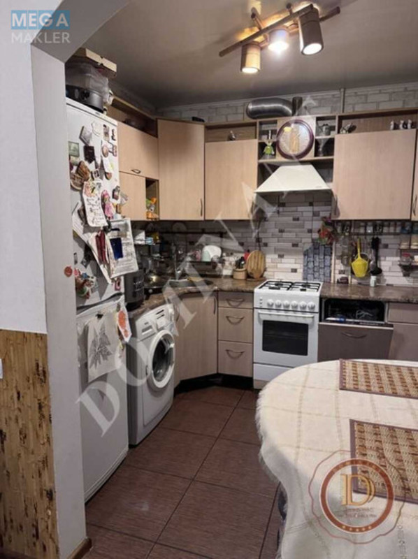 Продаж 3 кімнатної квартири (69/47/8), 9 пов. 10 пов. будинку, <a class="location-link" href="/zaporozhje/" title="Недвижимость Запоріжжя">Запоріжжя</a>, <a class="location-link" href="/zaporozhje/kommunarskij/" title="Недвижимость Комунарський район">Комунарський р-н</a>, Новокузнецкая, 20 (изображение 2)