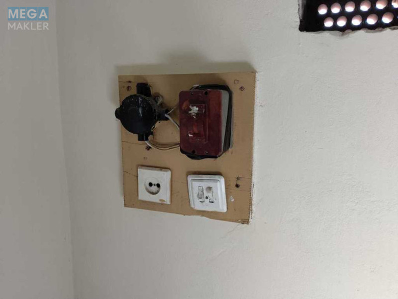 Оренда комерційної нерухомості, 49&nbsp;кв.м, <a class="location-link" href="/kiev/" title="Недвижимость Київ">Київ</a>, <a class="location-link" href="/kiev/obolonskij/" title="Недвижимость Оболонський район">Оболонський р-н</a>, Лугова вул., 16Б (изображение 19)