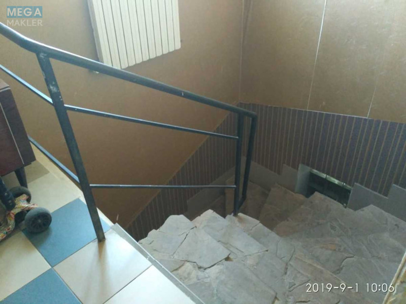 Оренда кімнати (підселення), <a class="location-link" href="/odessa/" title="Недвижимость Одеса">Одеса</a>, <a class="location-link" href="/odessa/malinovskij/" title="Недвижимость Малиновський район">Малиновський р-н</a>, Чумацкая, 94а (изображение 4)