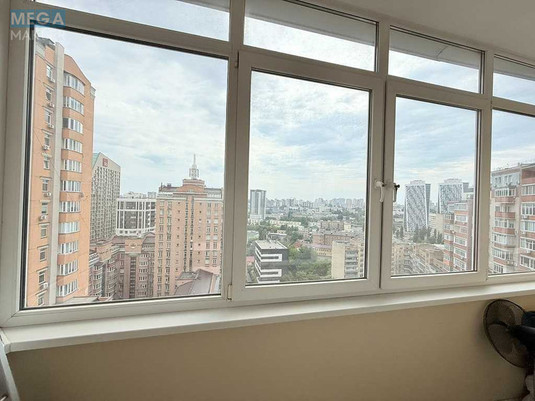 Оренда 3 кімнатної квартири, <a class="location-link" href="/kiev/" title="Недвижимость Київ">Київ</a>, <a class="location-link" href="/kiev/shevchenkovskij/" title="Недвижимость Шевченківський район">Шевченківський р-н</a>, Вячеслава Чорновола вул., 25 (изображение 6)