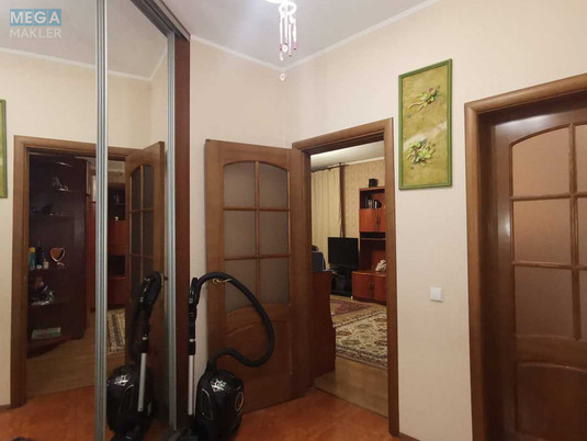 Оренда 1 кімнатної квартири, <a class="location-link" href="/kiev/" title="Недвижимость Київ">Київ</a>, <a class="location-link" href="/kiev/darnickij/" title="Недвижимость Дарницький район">Дарницький р-н</a>, Миколи Бажана просп., 14 (изображение 10)