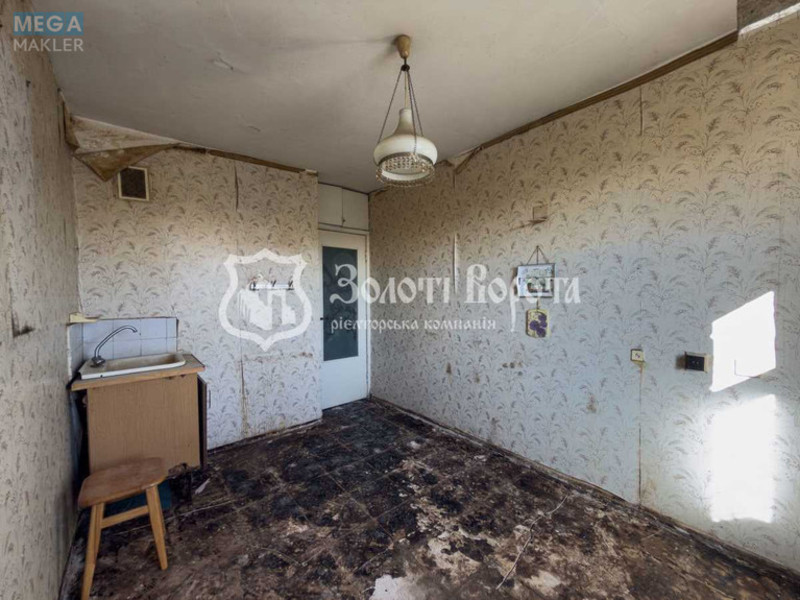 Продаж 1 кімнатної квартири (38,4/18/9,6), 9 пов. 10 пов. будинку, <a class="location-link" href="/kiev/" title="Недвижимость Київ">Київ</a>, <a class="location-link" href="/kiev/desnyanskij/" title="Недвижимость Деснянський район">Деснянський р-н</a>, Сержа Лифаря вул., 16 (изображение 8)