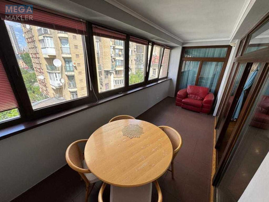 Оренда 4 кімнатні квартири, <a class="location-link" href="/kiev/" title="Недвижимость Київ">Київ</a>, <a class="location-link" href="/kiev/shevchenkovskij/" title="Недвижимость Шевченківський район">Шевченківський р-н</a>, Назаровская ул., 7б (изображение 6)