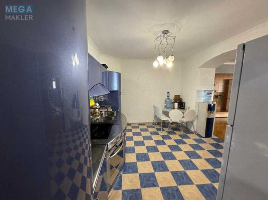 Оренда 4 кімнатні квартири, <a class="location-link" href="/kiev/" title="Недвижимость Київ">Київ</a>, <a class="location-link" href="/kiev/shevchenkovskij/" title="Недвижимость Шевченківський район">Шевченківський р-н</a>, Назаровская ул., 7б (изображение 7)