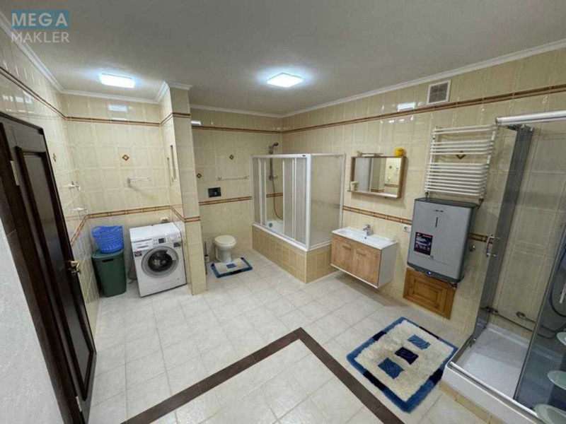 Оренда 4 кімнатні квартири, <a class="location-link" href="/kiev/" title="Недвижимость Київ">Київ</a>, <a class="location-link" href="/kiev/shevchenkovskij/" title="Недвижимость Шевченківський район">Шевченківський р-н</a>, Назаровская ул., 7б (изображение 11)