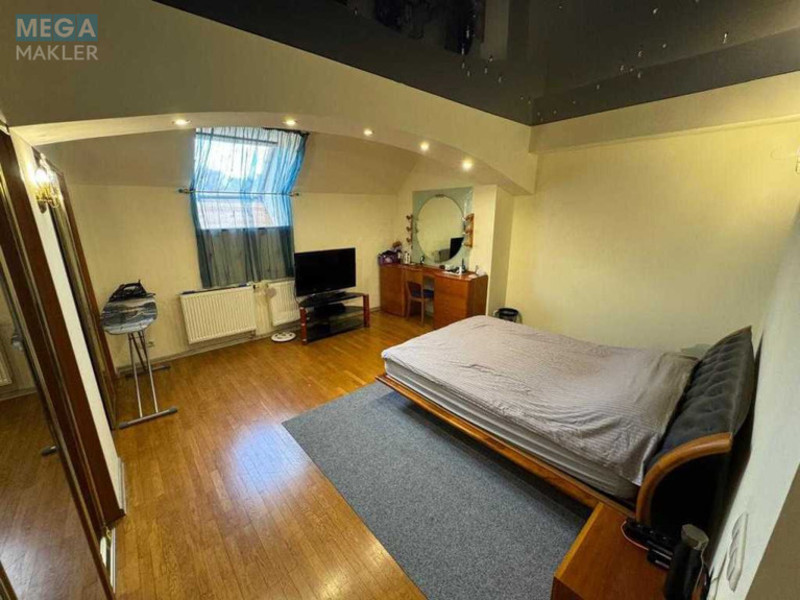 Оренда 4 кімнатні квартири, <a class="location-link" href="/kiev/" title="Недвижимость Київ">Київ</a>, <a class="location-link" href="/kiev/shevchenkovskij/" title="Недвижимость Шевченківський район">Шевченківський р-н</a>, Назаровская ул., 7б (изображение 16)