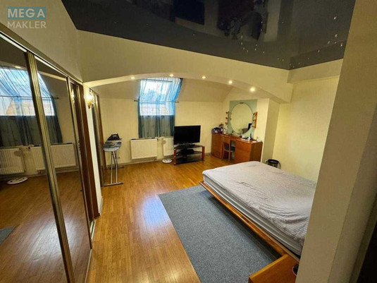 Оренда 4 кімнатні квартири, <a class="location-link" href="/kiev/" title="Недвижимость Київ">Київ</a>, <a class="location-link" href="/kiev/shevchenkovskij/" title="Недвижимость Шевченківський район">Шевченківський р-н</a>, Назаровская ул., 7б (изображение 18)