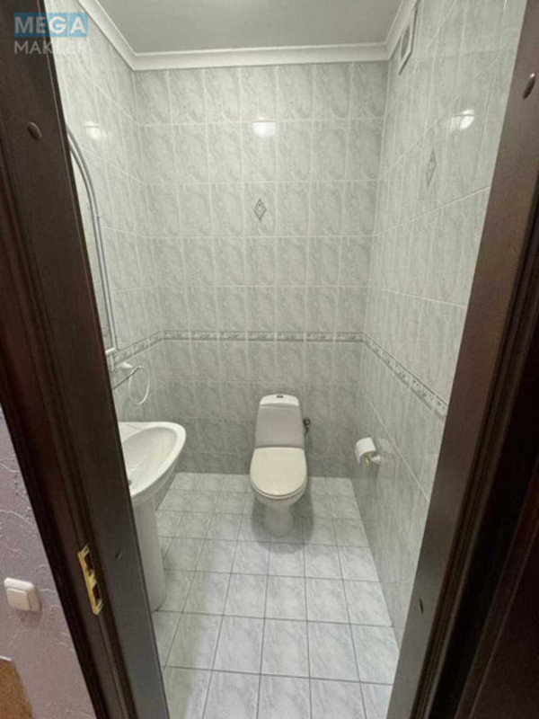 Оренда 4 кімнатні квартири, <a class="location-link" href="/kiev/" title="Недвижимость Київ">Київ</a>, <a class="location-link" href="/kiev/shevchenkovskij/" title="Недвижимость Шевченківський район">Шевченківський р-н</a>, Назаровская ул., 7б (изображение 22)