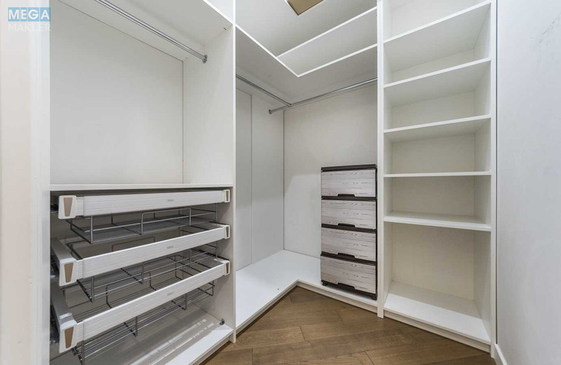 Оренда 3 кімнатної квартири, <a class="location-link" href="/kiev/" title="Недвижимость Київ">Київ</a>, <a class="location-link" href="/kiev/goloseevskij/" title="Недвижимость Голосіївський район">Голосіївський р-н</a>, Большая Васильковская ул., 36 (изображение 11)