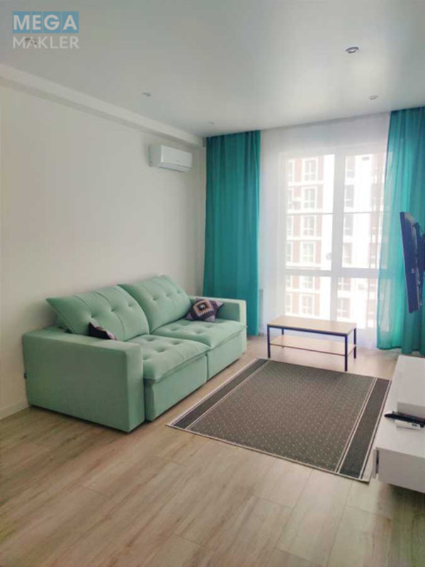 Продаж 1 кімнатної квартири (42/?/18), 11 пов. 19 пов. будинку, <a class="location-link" href="/kiev/" title="Недвижимость Київ">Київ</a>, <a class="location-link" href="/kiev/goloseevskij/" title="Недвижимость Голосіївський район">Голосіївський р-н</a>, Михайла Максимовича вул., 26 (изображение 5)