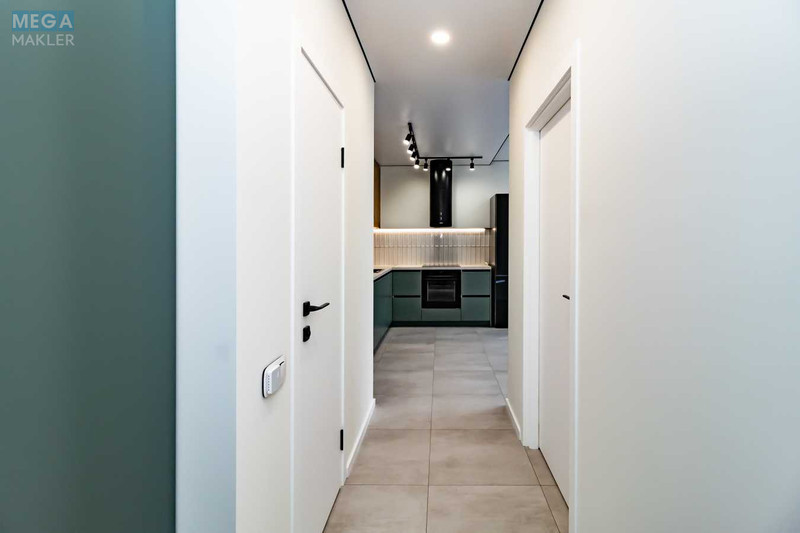 Продаж 2 кімнатної квартири (68/?/21), 8 пов. 8 пов. будинку, <a class="location-link" href="/kiev/" title="Недвижимость Київ">Київ</a>, <a class="location-link" href="/kiev/goloseevskij/" title="Недвижимость Голосіївський район">Голосіївський р-н</a>, Тадея Рыльского бульв., 4 (изображение 4)