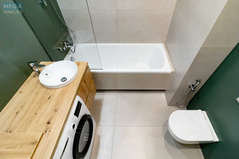 Продаж 2 кімнатної квартири (68/?/21), 8 пов. 8 пов. будинку, <a class="location-link" href="/kiev/" title="Недвижимость Київ">Київ</a>, <a class="location-link" href="/kiev/goloseevskij/" title="Недвижимость Голосіївський район">Голосіївський р-н</a>, Тадея Рыльского бульв., 4 (изображение 13)