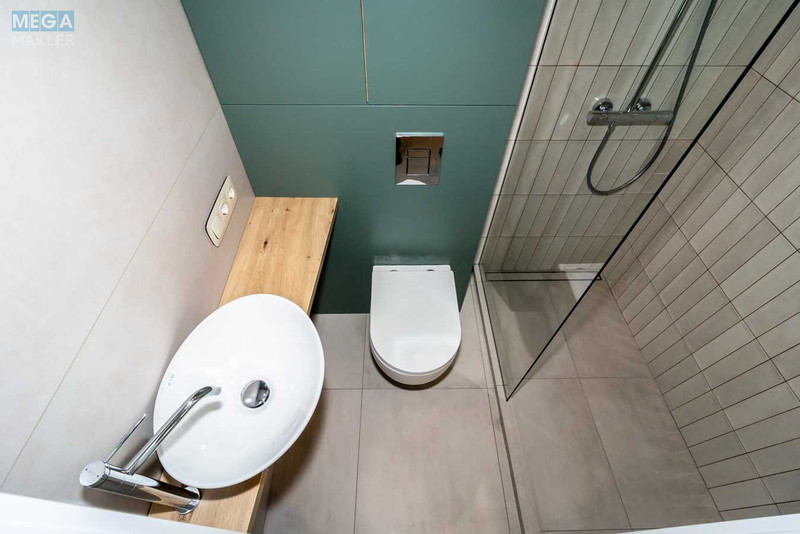 Продаж 2 кімнатної квартири (68/?/21), 8 пов. 8 пов. будинку, <a class="location-link" href="/kiev/" title="Недвижимость Київ">Київ</a>, <a class="location-link" href="/kiev/goloseevskij/" title="Недвижимость Голосіївський район">Голосіївський р-н</a>, Тадея Рыльского бульв., 4 (изображение 20)