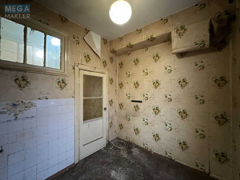 Продаж 2 кімнатної квартири (44,3/27,3/7), 2 пов. 3 пов. будинку, <a class="location-link" href="/kiev/" title="Недвижимость Київ">Київ</a>, <a class="location-link" href="/kiev/goloseevskij/" title="Недвижимость Голосіївський район">Голосіївський р-н</a>, Науки просп., 59 (изображение 3)