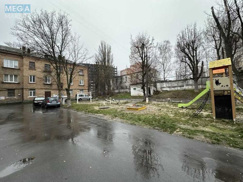 Продаж 2 кімнатної квартири (44,3/27,3/7), 2 пов. 3 пов. будинку, <a class="location-link" href="/kiev/" title="Недвижимость Київ">Київ</a>, <a class="location-link" href="/kiev/goloseevskij/" title="Недвижимость Голосіївський район">Голосіївський р-н</a>, Науки просп., 59 (изображение 13)