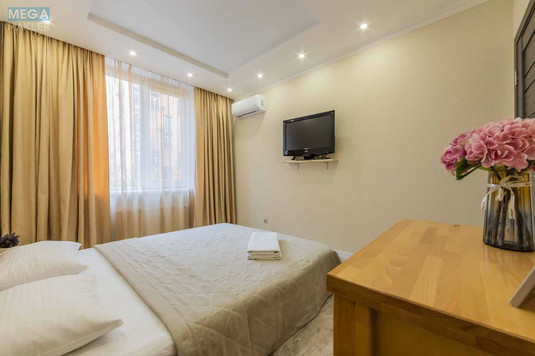 Оренда 2 кімнатної квартири, <a class="location-link" href="/kiev/" title="Недвижимость Київ">Київ</a>, <a class="location-link" href="/kiev/dneprovskij/" title="Недвижимость Дніпровський район">Дніпровський р-н</a>, Регенераторная ул., 4 (изображение 3)