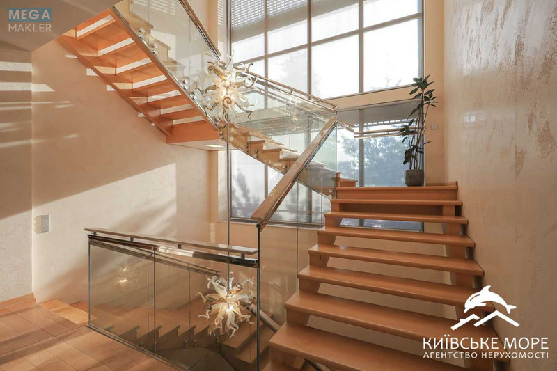 Оренда дома, <a class="location-link" href="/kiev/" title="Недвижимость Київ">Київ</a>, <a class="location-link" href="/kiev/pecherskij/" title="Недвижимость Печерський район">Печерський р-н</a>, Звіринецька вул. (изображение 8)