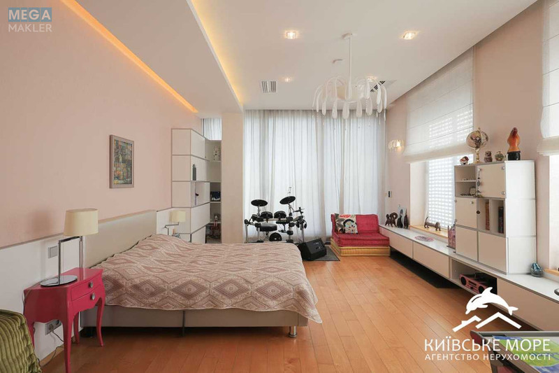 Оренда дома, <a class="location-link" href="/kiev/" title="Недвижимость Київ">Київ</a>, <a class="location-link" href="/kiev/pecherskij/" title="Недвижимость Печерський район">Печерський р-н</a>, Звіринецька вул. (изображение 16)