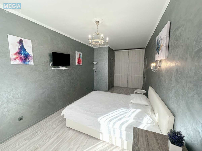 Оренда 2 кімнатної квартири, <a class="location-link" href="/kiev/" title="Недвижимость Київ">Київ</a>, <a class="location-link" href="/kiev/dneprovskij/" title="Недвижимость Дніпровський район">Дніпровський р-н</a>, Регенераторная ул., 4 (изображение 2)