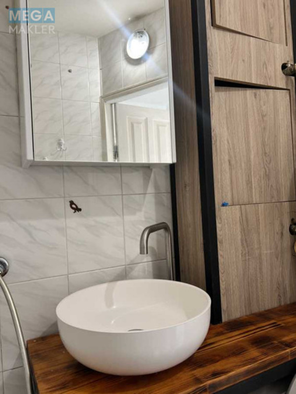 Оренда 1 кімнатної квартири, <a class="location-link" href="/kiev/" title="Недвижимость Київ">Київ</a>, <a class="location-link" href="/kiev/dneprovskij/" title="Недвижимость Дніпровський район">Дніпровський р-н</a>, Березняківська вул., 20 (изображение 8)