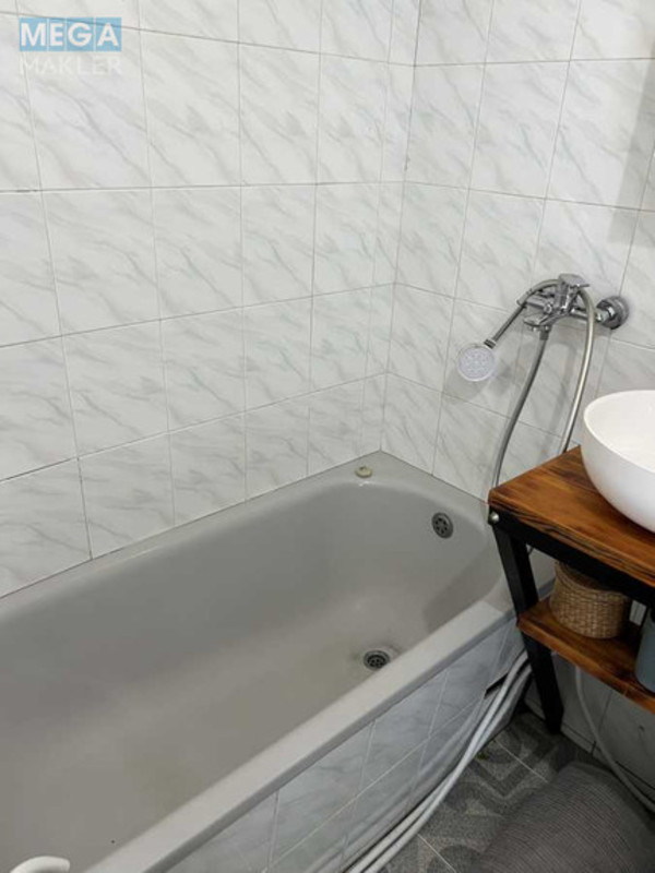 Оренда 1 кімнатної квартири, <a class="location-link" href="/kiev/" title="Недвижимость Київ">Київ</a>, <a class="location-link" href="/kiev/dneprovskij/" title="Недвижимость Дніпровський район">Дніпровський р-н</a>, Березняківська вул., 20 (изображение 9)