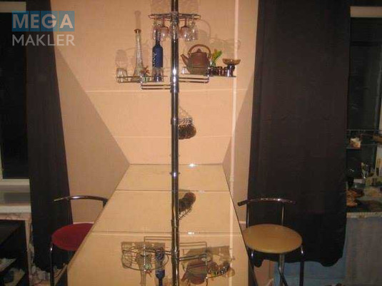 Оренда 1 кімнатної квартири, <a class="location-link" href="/kiev/" title="Недвижимость Київ">Київ</a>, <a class="location-link" href="/kiev/podolskij/" title="Недвижимость Подільський район">Подільський р-н</a>, Контрактовая пл. (изображение 3)