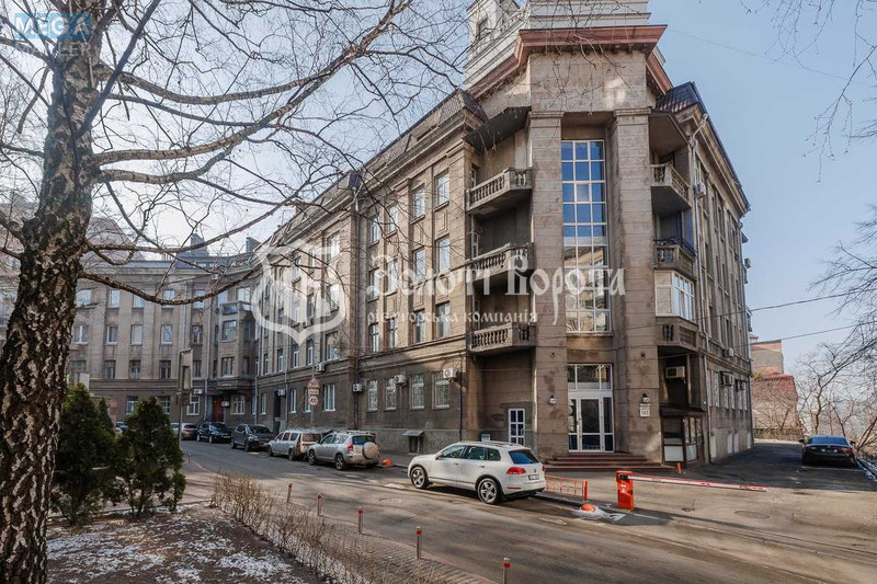 Продаж комерційної нерухомості, 97&nbsp;кв.м, под офис, <a class="location-link" href="/kiev/" title="Недвижимость Київ">Київ</a>, <a class="location-link" href="/kiev/pecherskij/" title="Недвижимость Печерський район">Печерський р-н</a>, Круглоуніверситетська вул., 18/2 (изображение 19)