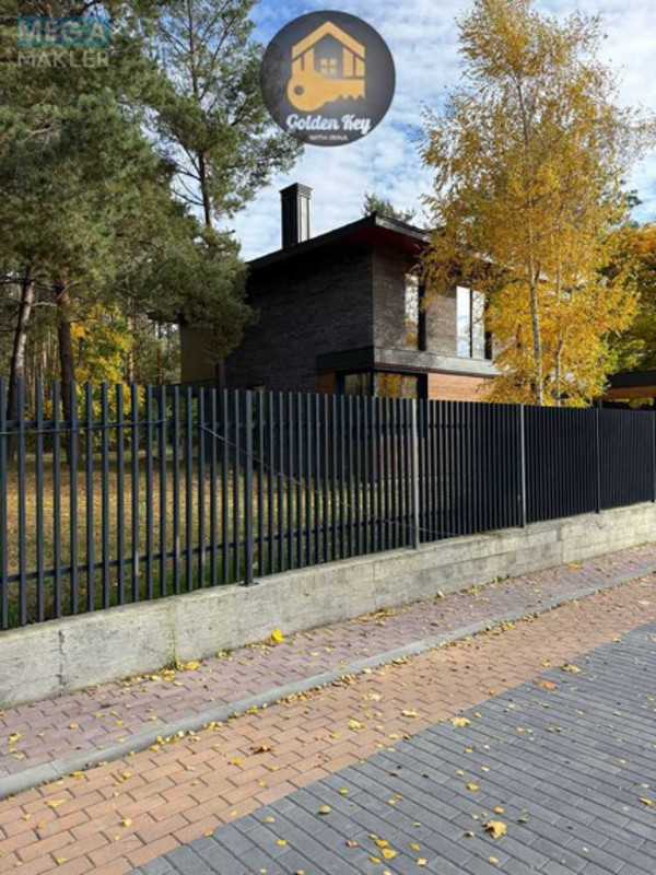 Продаж дома, 2&nbsp;поверху, 185&nbsp;кв.м, 4&nbsp;кімнати, ділянка 8&nbsp;соток, <a class="location-link" href="/procov/" title="Недвижимость Проців">Проців</a>, Лісова (изображение 3)