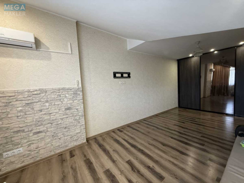 Продаж 1 кімнатної квартири (40/23/8), 9 пов. 9 пов. будинку, <a class="location-link" href="/irpen/" title="Недвижимость Ірпінь">Ірпінь</a>, Полтавская, 64в (изображение 4)