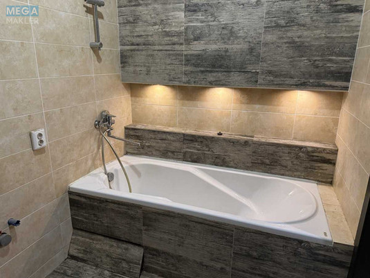 Продаж 1 кімнатної квартири (40/23/8), 9 пов. 9 пов. будинку, <a class="location-link" href="/irpen/" title="Недвижимость Ірпінь">Ірпінь</a>, Полтавская, 64в (изображение 11)