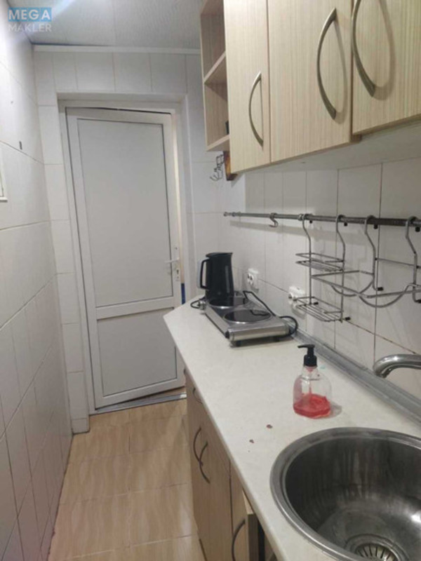 Оренда дома, <a class="location-link" href="/kiev/" title="Недвижимость Київ">Київ</a>, <a class="location-link" href="/kiev/pecherskij/" title="Недвижимость Печерський район">Печерський р-н</a>, Менделеева ул., 45 (изображение 10)