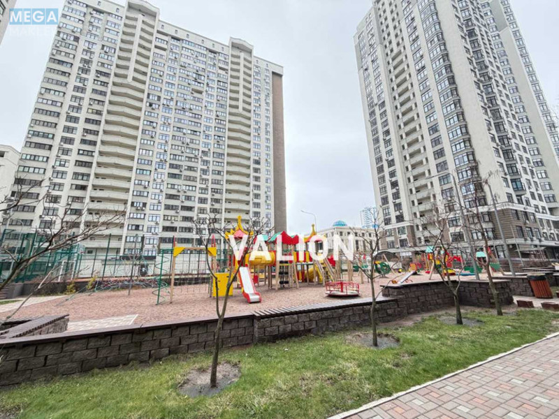 Продаж 2 кімнатної квартири (75/36/28), 8 пов. 25 пов. будинку, <a class="location-link" href="/kiev/" title="Недвижимость Київ">Київ</a>, <a class="location-link" href="/kiev/shevchenkovskij/" title="Недвижимость Шевченківський район">Шевченківський р-н</a>, Танковая ул., 4г (изображение 7)