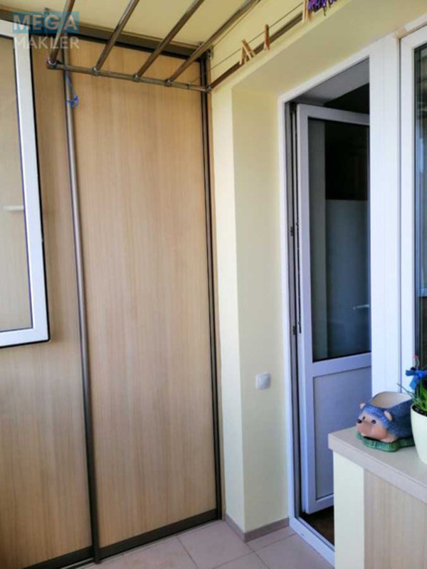 Оренда 3 кімнатної квартири, <a class="location-link" href="/kiev/" title="Недвижимость Київ">Київ</a>, <a class="location-link" href="/kiev/darnickij/" title="Недвижимость Дарницький район">Дарницький р-н</a>, Петра Григоренка просп., 28 (изображение 5)