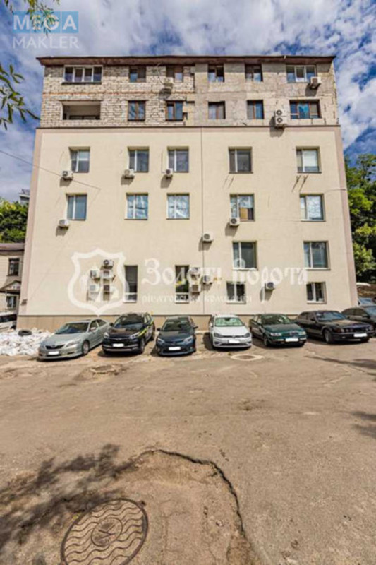Продаж комерційної нерухомості, 1&nbsp;326&nbsp;кв.м, под офис, <a class="location-link" href="/kiev/" title="Недвижимость Київ">Київ</a>, <a class="location-link" href="/kiev/pecherskij/" title="Недвижимость Печерський район">Печерський р-н</a>, Перспективна вул., 3 (изображение 17)